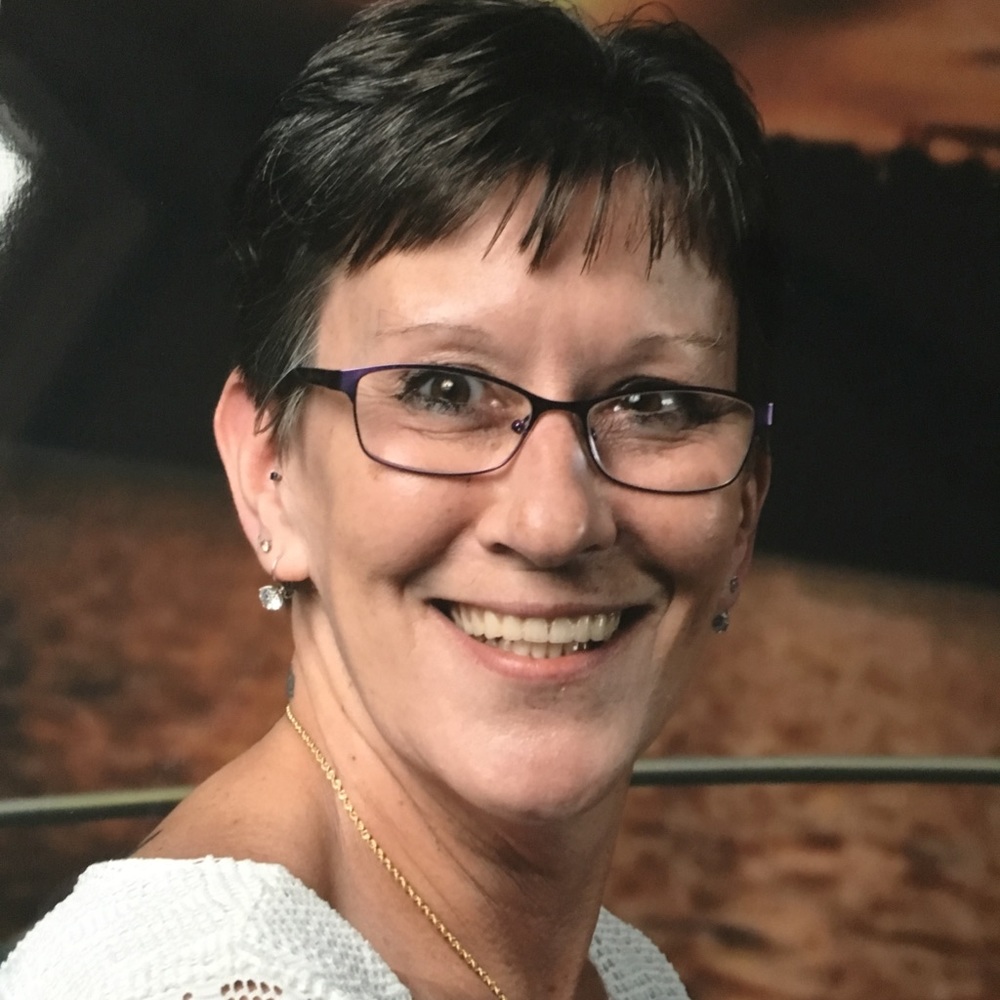 Meet your Posher, Laurie
